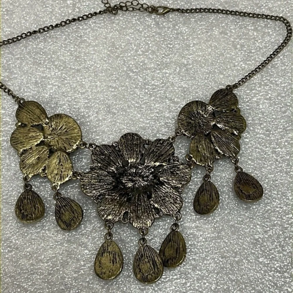 Charming‎ Charlie Necklace